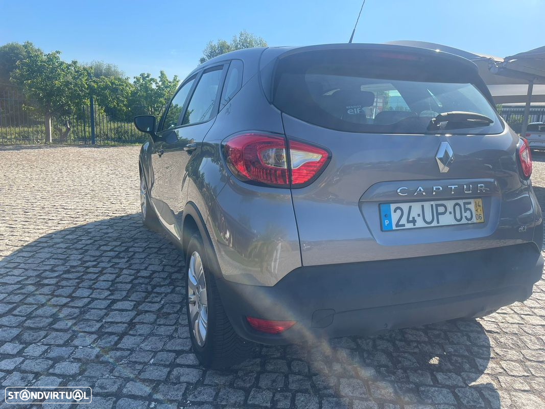 Renault Captur 1.5 dCi Exclusive - 4