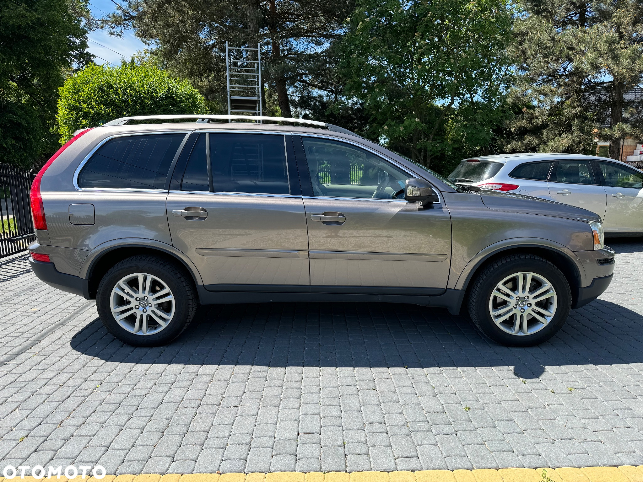 Volvo XC 90 D5 AWD Momentum - 3