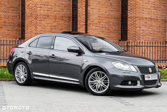 Suzuki Kizashi 2.4 Sport 4WD CVT - 11