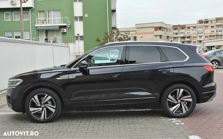 Volkswagen Touareg 3.0 V6 TDI 4Motion DPF Automatik R-Line - 28