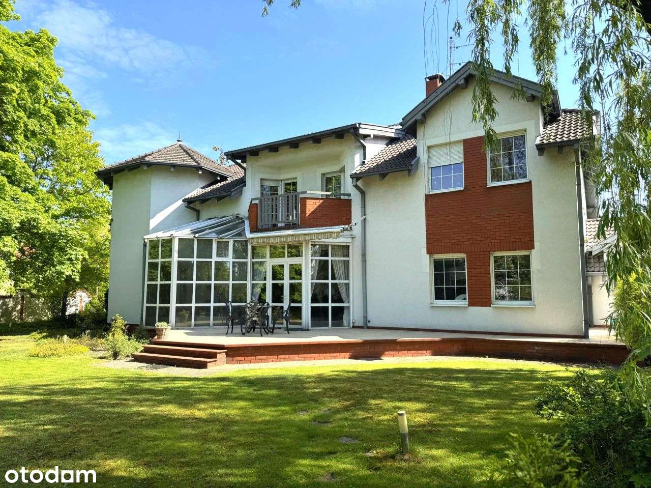 Wspaniała Willa Z Wyjątkowym Ogrodem-3