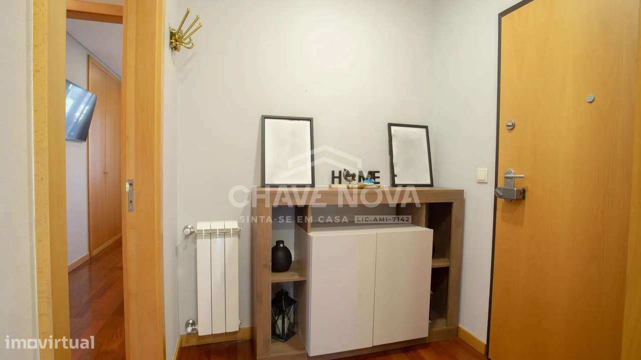 Excelente Apartamento T3 com Terraço em Oliveira do Douro,-13