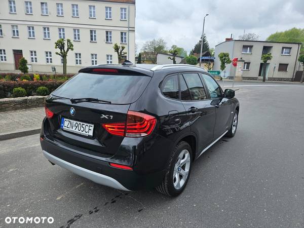 BMW X1 xDrive18d - 10