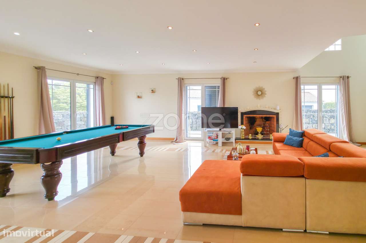 Moradia T5+1 de Prestígio com Piscina nos Fenais da Luz - Grande imagem: 5/50