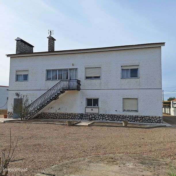 Excelente local habitacional-30