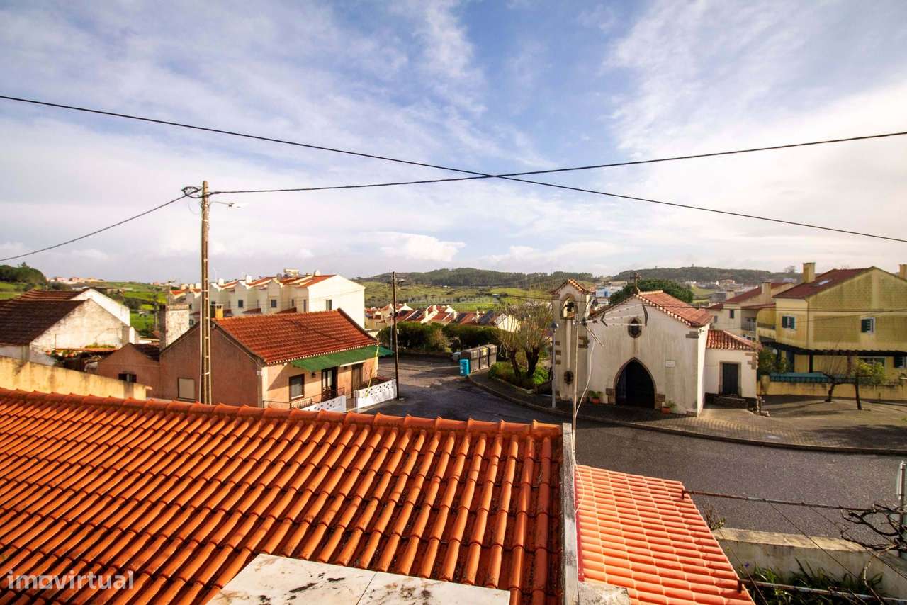 Edifício para Restauração com Terraço - Tituaria, Milharado-17