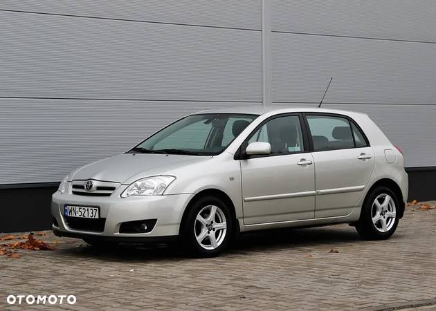 Toyota Corolla 1.6 VVT-i Sol - 4