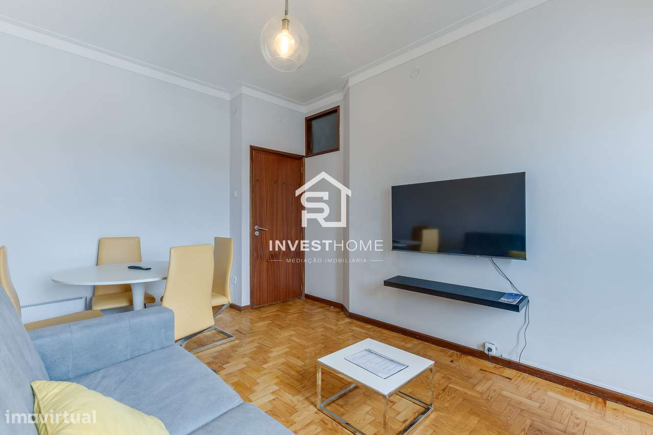Prédio | 4 Apartamentos T2 | Licença AL ativa | Porto-30