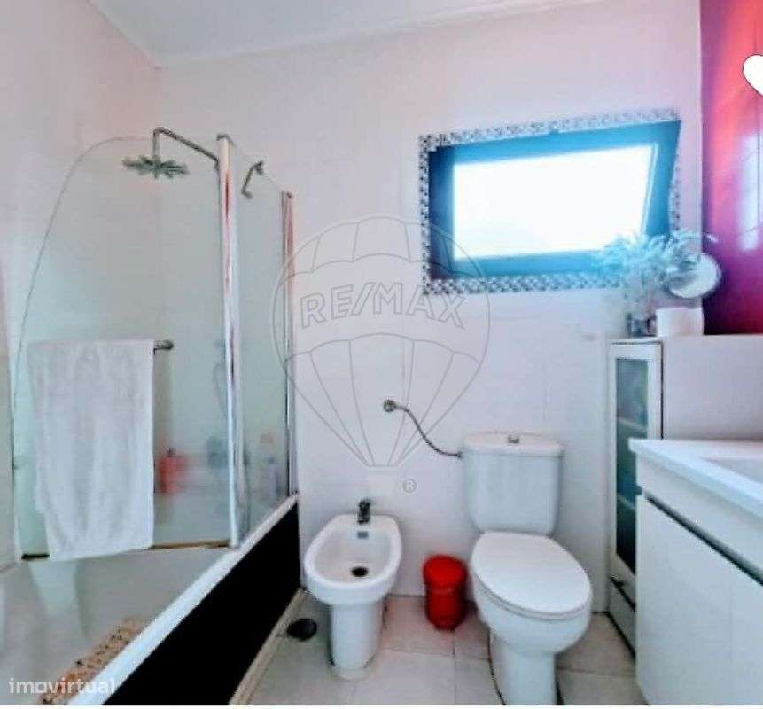 Moradia T5 para arrendamento - Grande imagem: 4/10