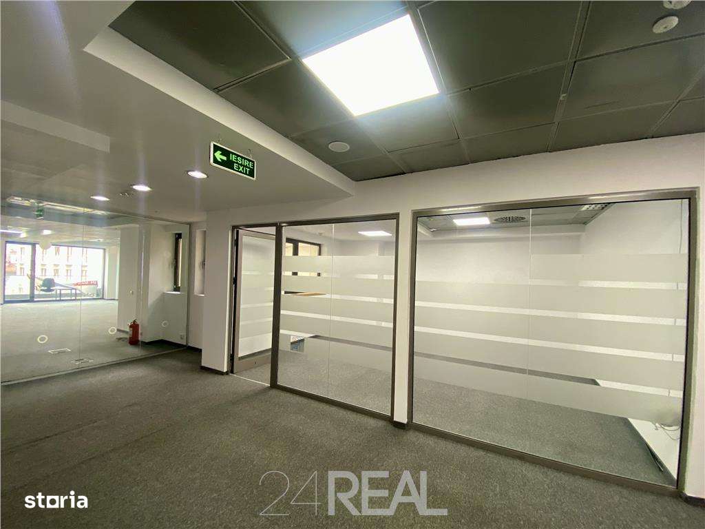 Spatiu pentru birouri 335 mp cu piscina si sala de fitness - Imagine principală: 3/8