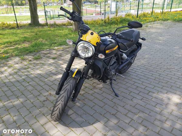 Ducati Scrambler - 1