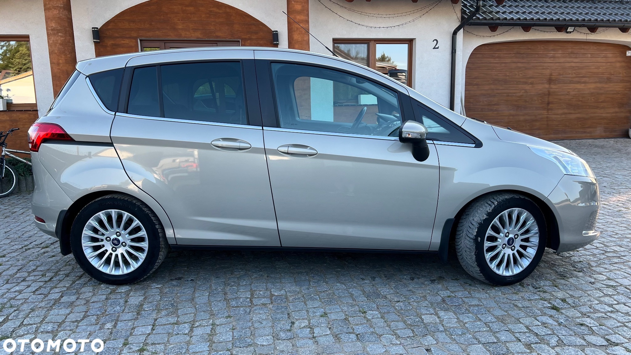 Ford B-MAX 1.0 EcoBoost Titanium - 4