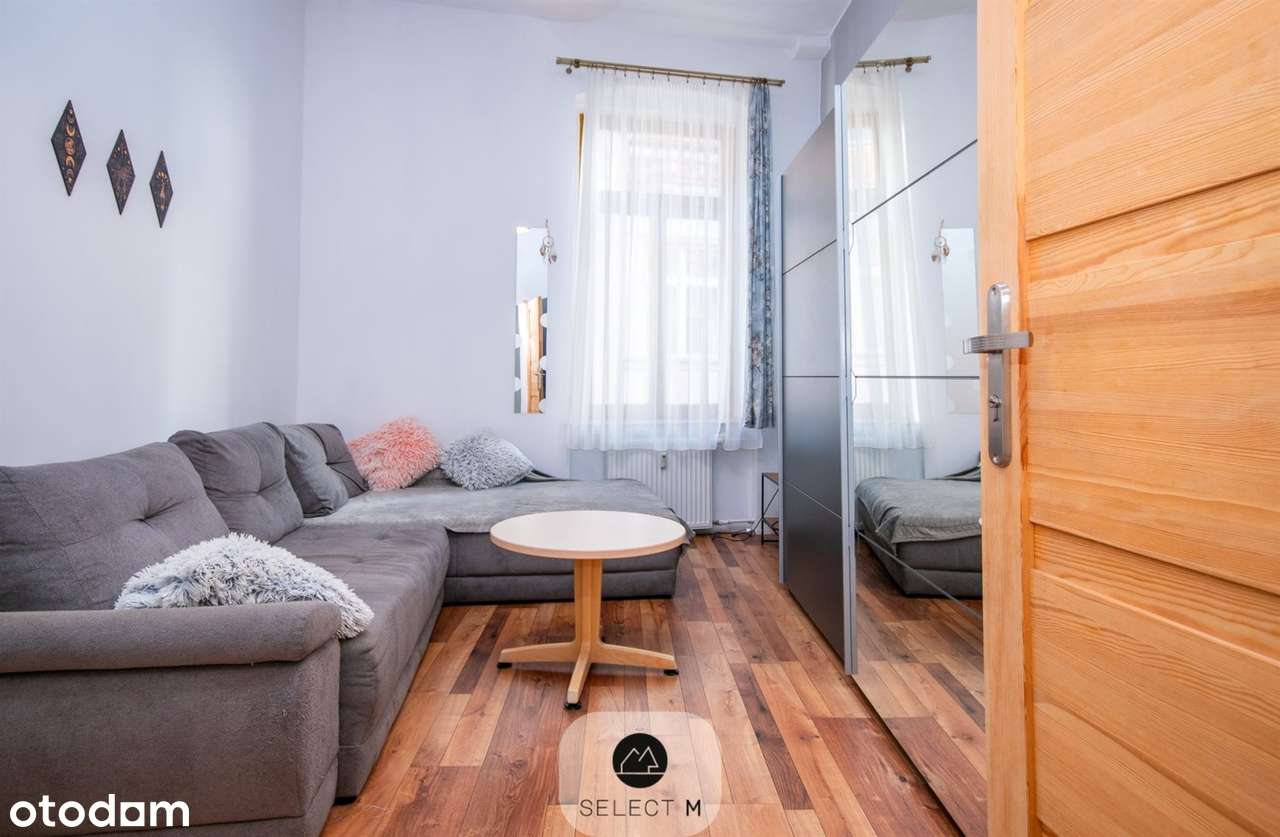 Czteropokojowe mieszkanie w centrum z parkingiem - Pełny obrazek: 2/13