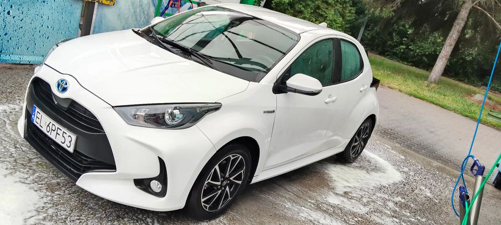 Toyota Yaris IV Hybrid 1.5 Comfort 2021