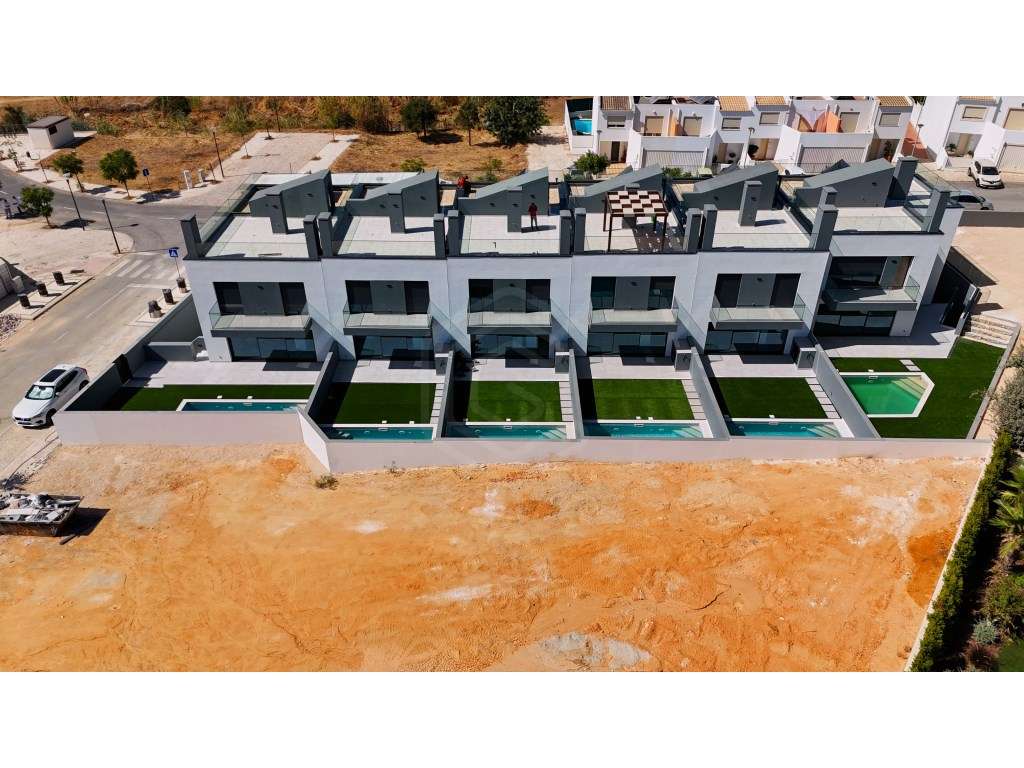 Moradia V4 em Empreendimento de Luxo junto à Ria Formosa em Faro, A... - Grande imagem: 3/68