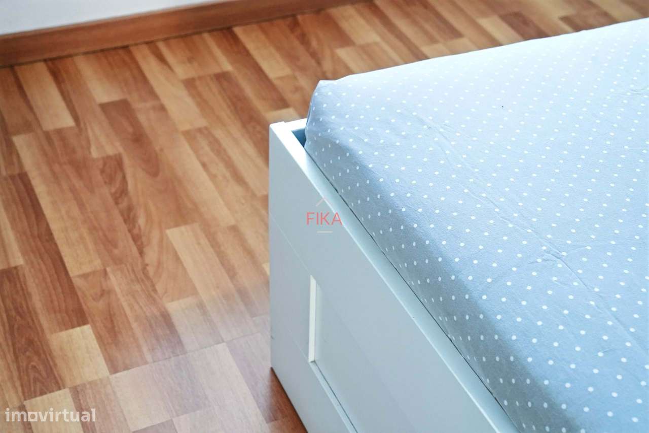 T2 no Seixal junto à Baía-16