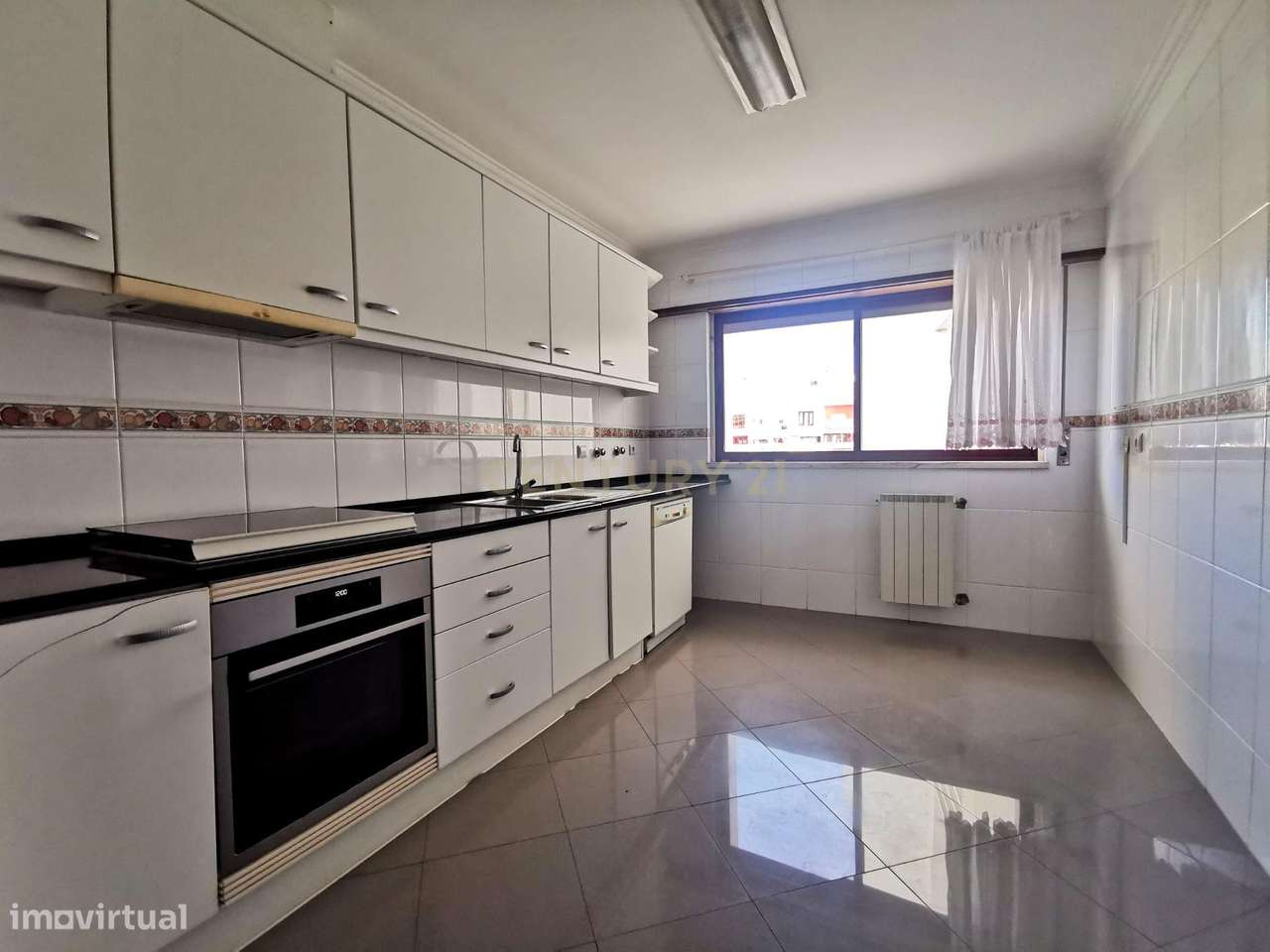 Apartamento T3 com Parqueamento – Cavaleira, Algueirão-Mem Martins - Grande imagem: 5/19