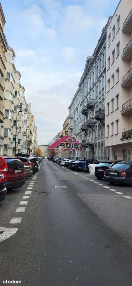 Lokal usługowy witryna.. Modna ulica.-1