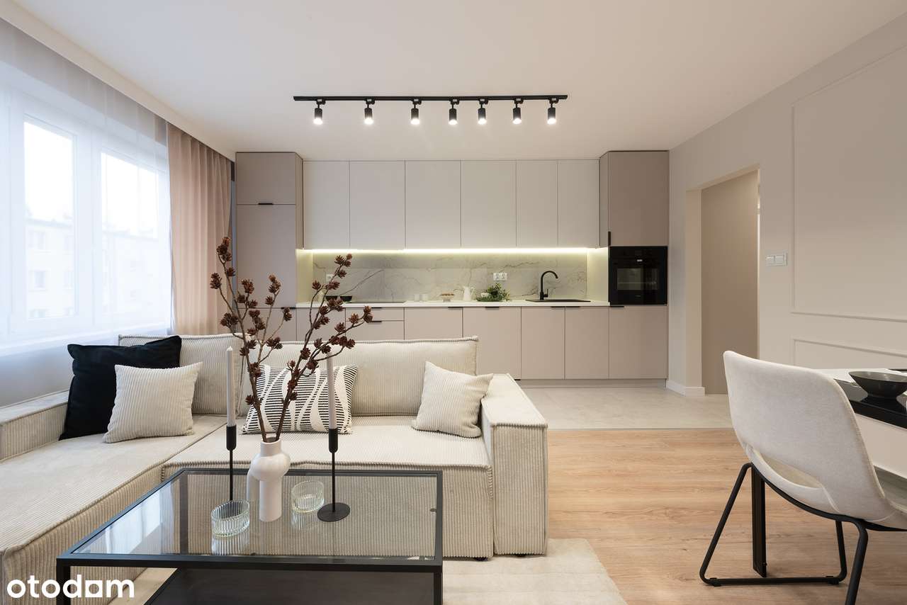 Nowoczesne M3 w Niskim Bloku | Balkon Loggia | Pełen Stolarz | AGD - Pełny obrazek: 2/11