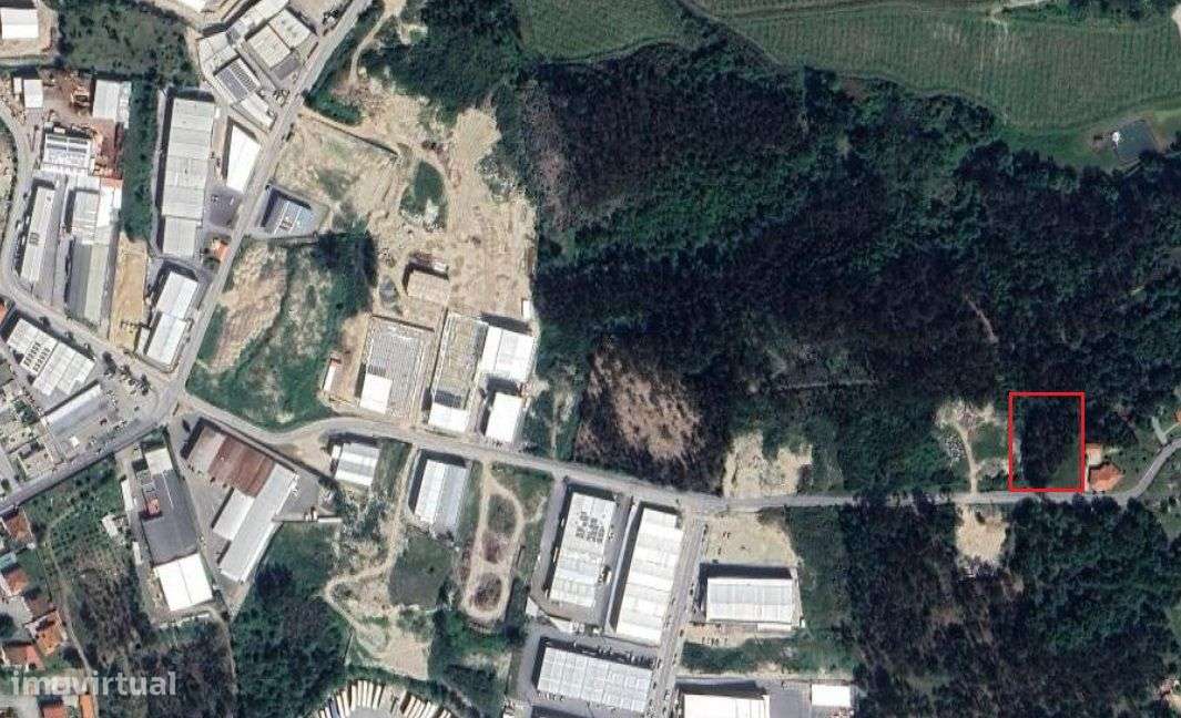 Terreno na Zona Industrial de Golães - Grande imagem: 2/11
