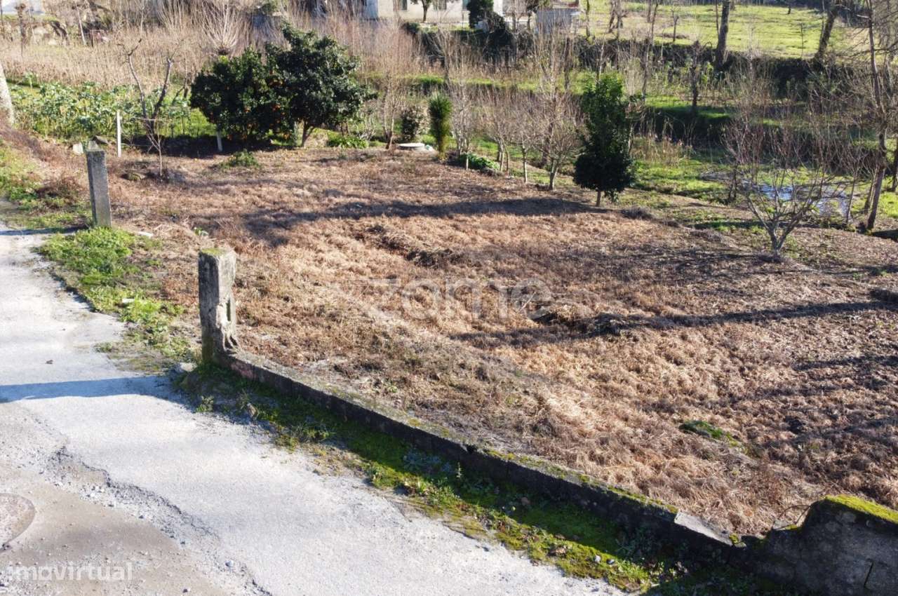 Terreno à Venda em Turiz, Vila Verde - Grande imagem: 4/15