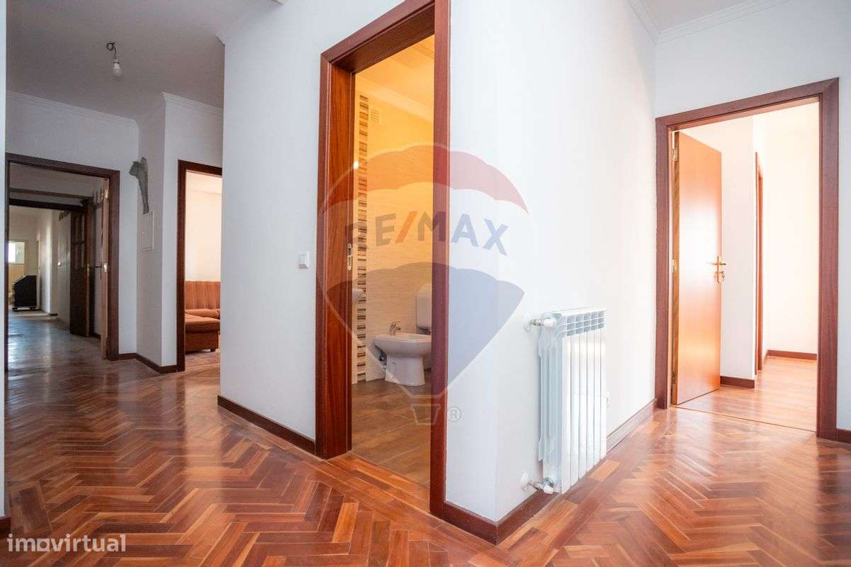 Moradia T18 para venda - Grande imagem: 5/36