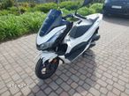 Honda PCX - 1