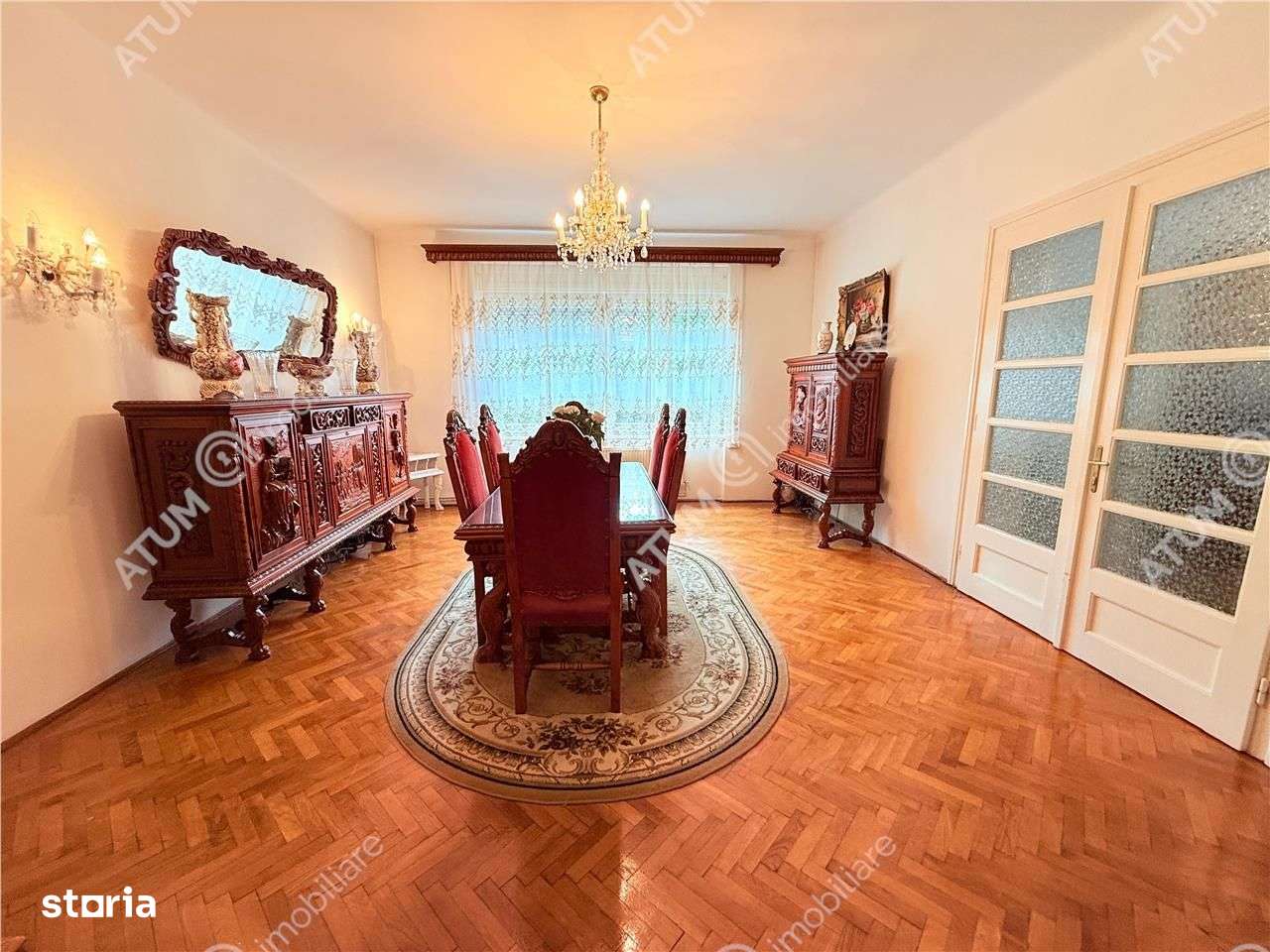 Apartament cu 4 camere la casa cu garaj terasa si curte zona Sub Arini-6