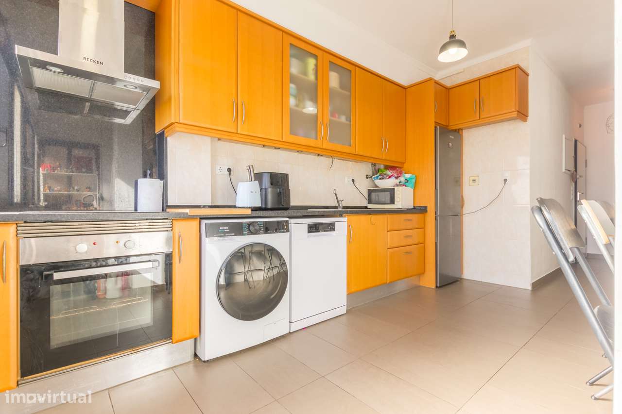 T2 no Lavradio, Barreiro (Cozinha em Open Space)-10