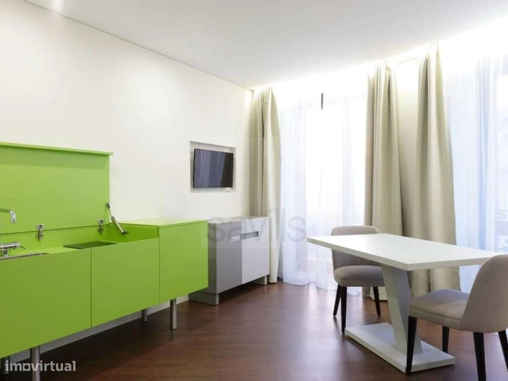 Prédio na Rua Fernandes Tomás em Alojamento Local - Grande imagem: 3/20