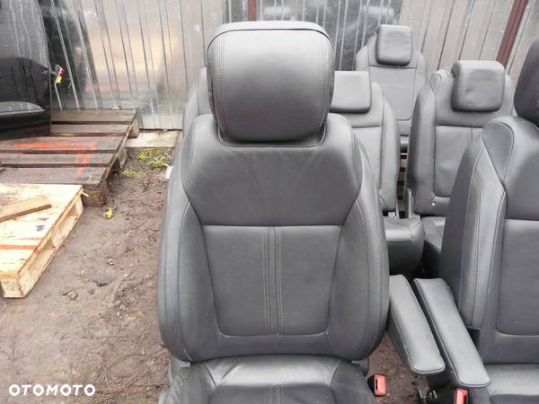 Fotel skórzany grzany TV przedni lewy prawy kierowcy pasażera Peugeot 5008 - 8