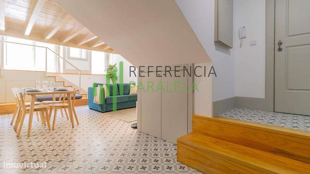 Duplex mezzanine no coraçao do Porto com terraço, perto do Sé-6