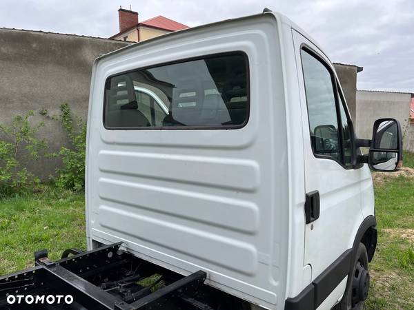 Iveco DAILY - 28