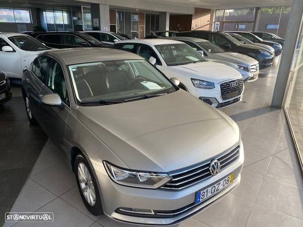 VW Passat 1.6 TDI Confortline - 3