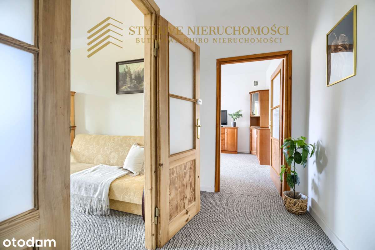 Jasne, wysokie 2 lub 3 pokoje, klimat kamienicy-1