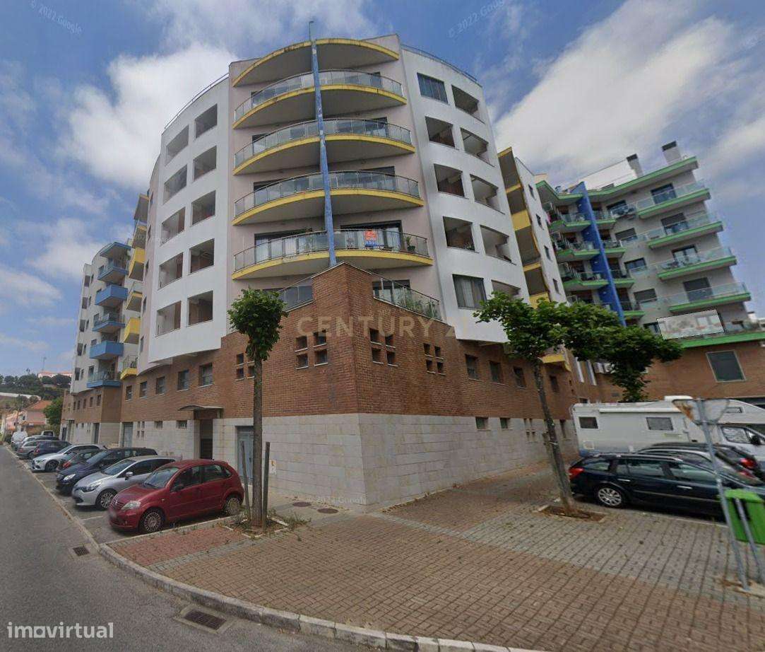 Apartamento T2 com vista desafogada sobre Lisboa – a poucos minutos de-7