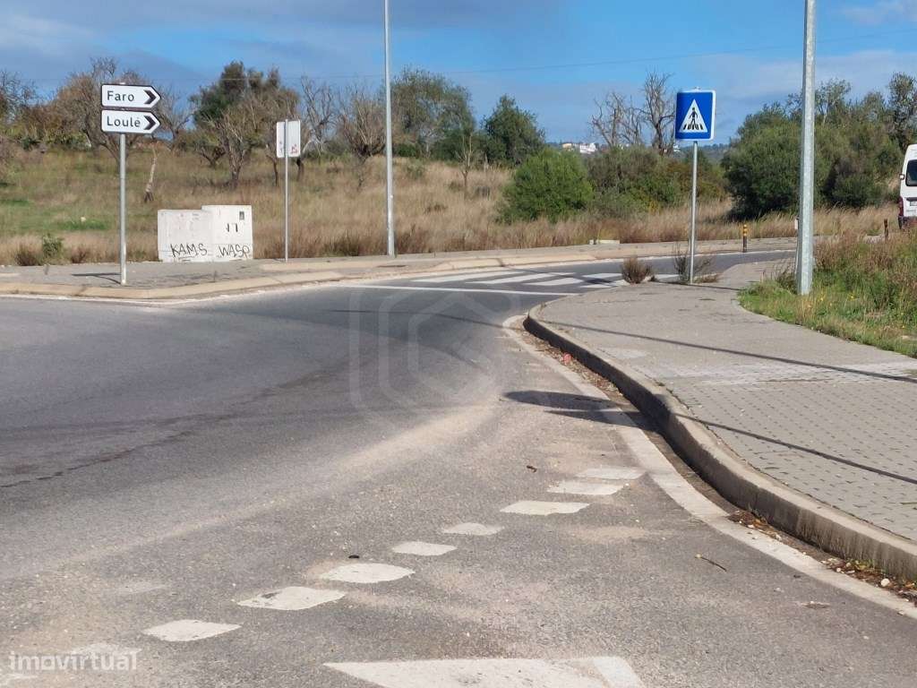 Lote de terreno rústico com 4.963m2 localizado junto á EN125, Boliq... - Grande imagem: 3/15