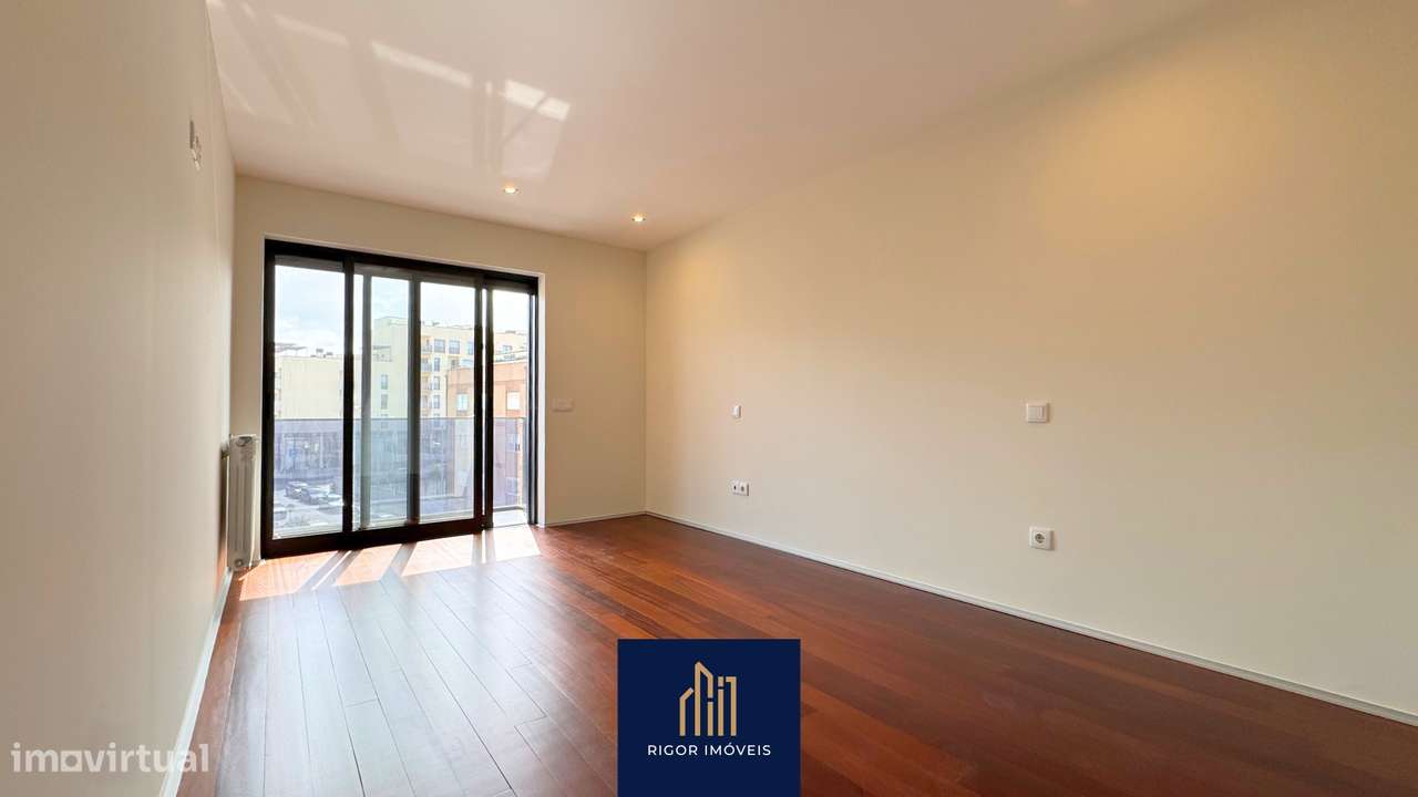 Apartamento T1 Semi-Novo | Póvoa de Varzim - Centro/Balnear-11