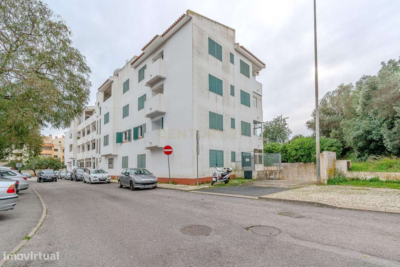 Apartamento T2 com 116 m² em Condomínio Privado no Centro de Albufeira-21