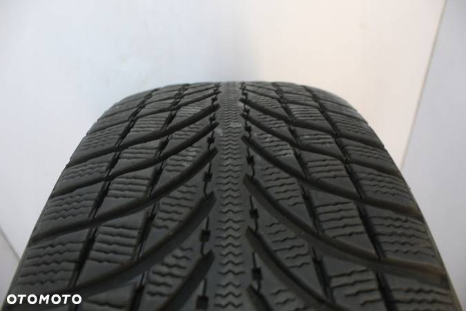 235/65R17 104H Michelin Latitude Alpin LA2 19r 67044 - 2