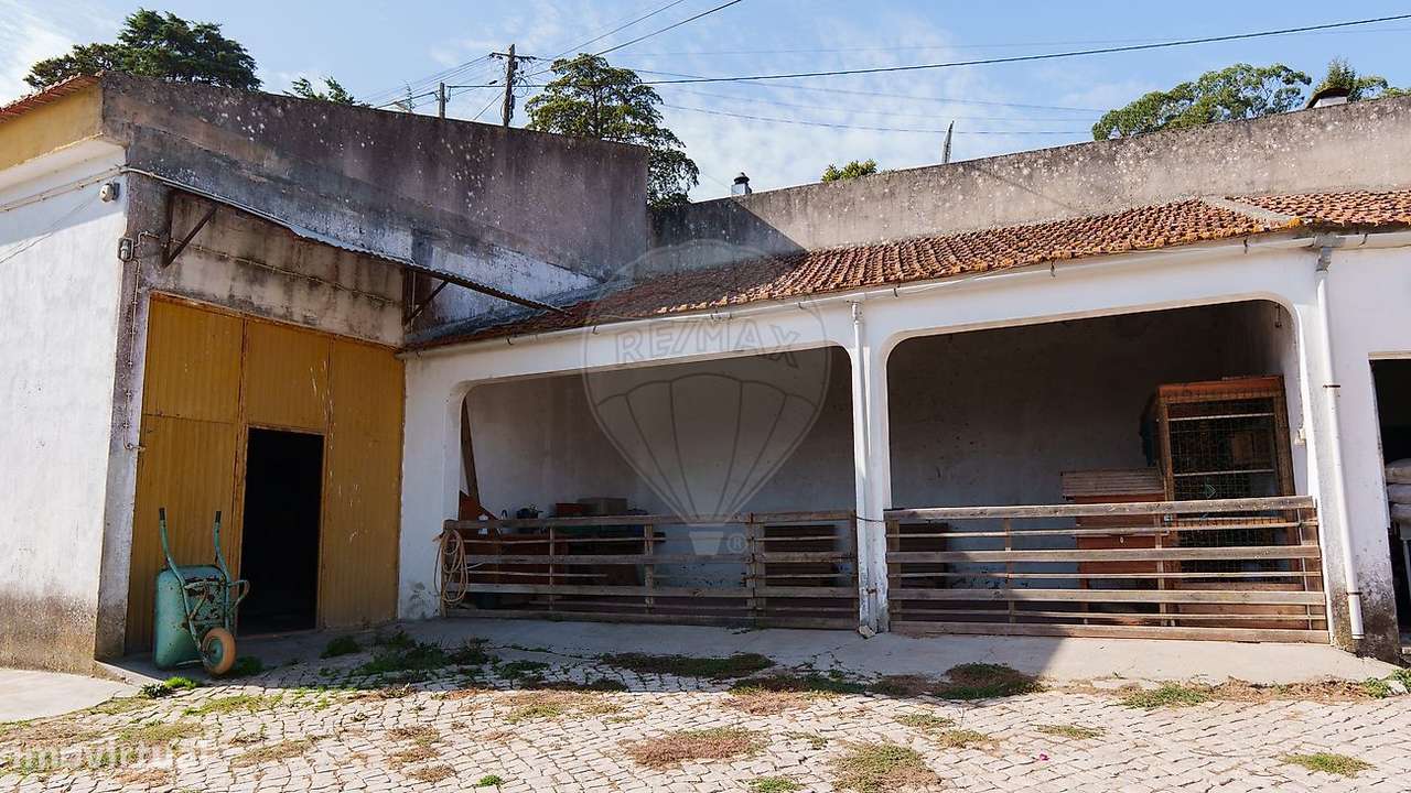 Moradia T4 para venda-17