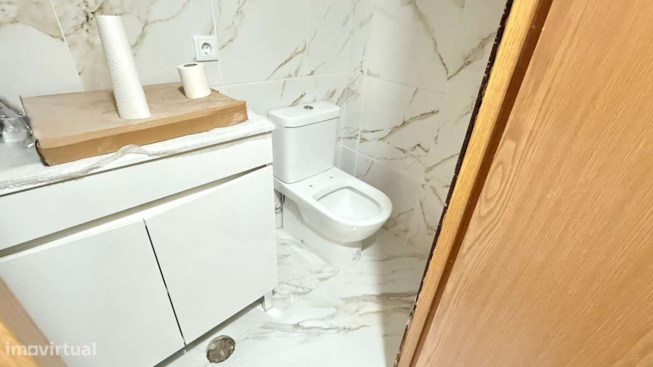 Moradia T3 + T1 Remodelada em Ermesinde-27