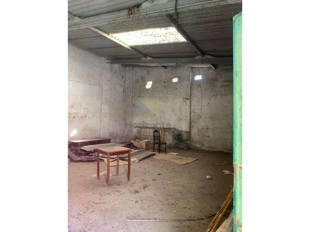 Terreno Urbano no Centro do Montijo para Prédio de 4 Andares-15