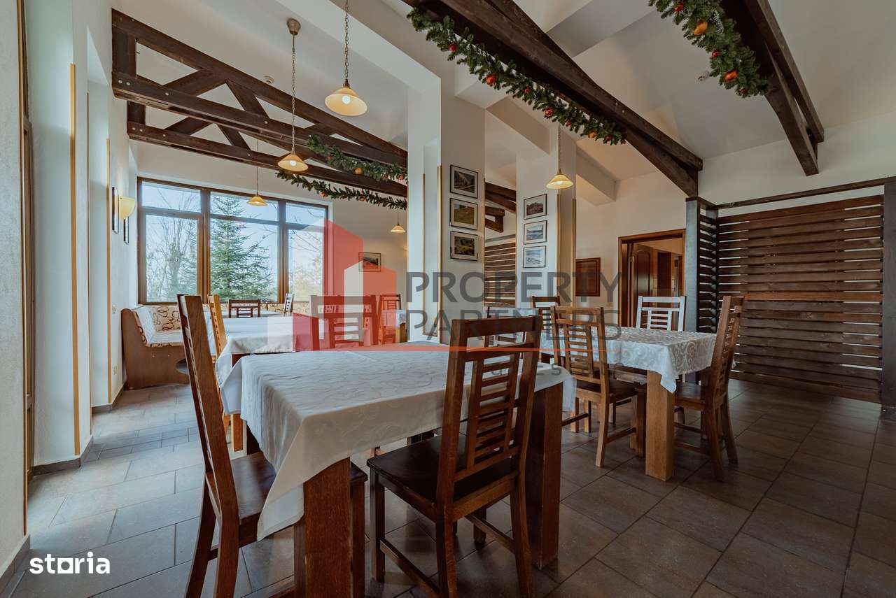 Pensiune  în Bran, sat Poarta – Afacere la cheie, locație premium - Imagine principală: 4/20