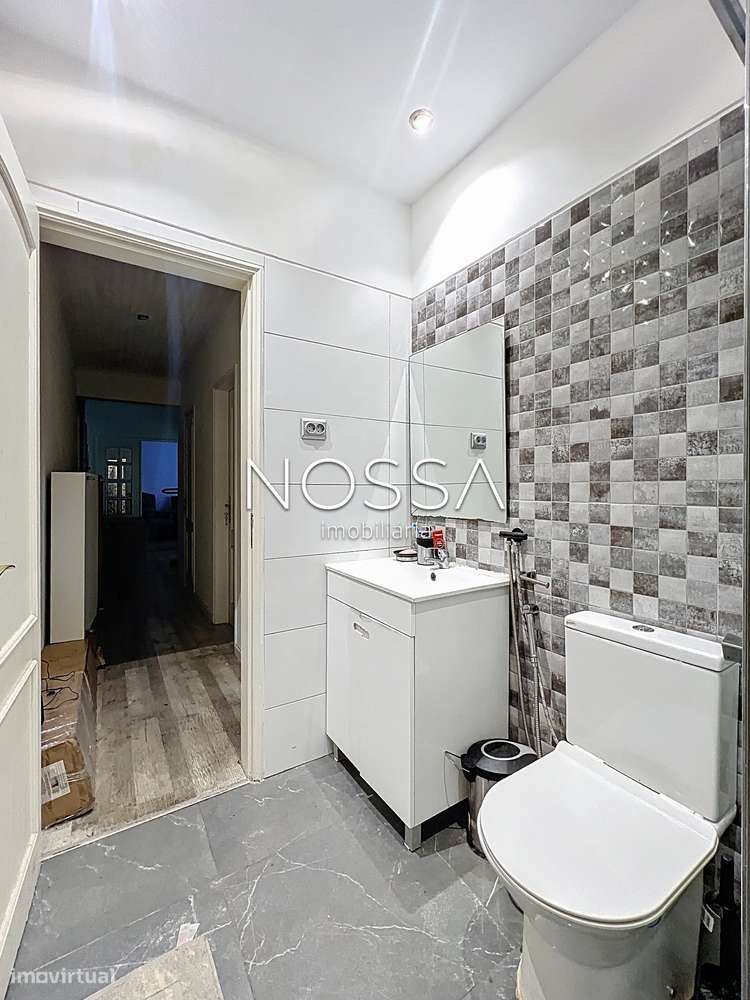 Espetacular T2 no coração da Baixa da Banheira-19