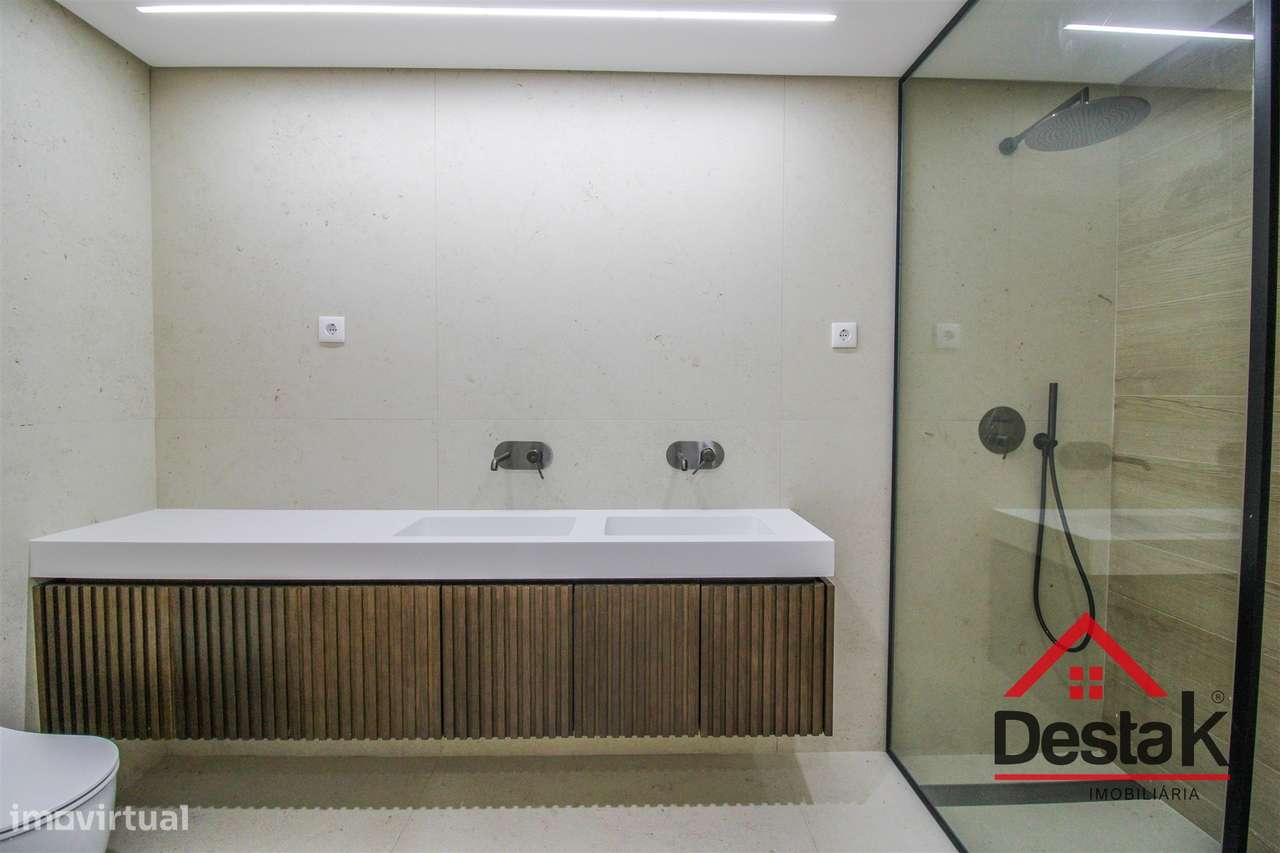 Luxuoso apartamento T4 - Viseu-12