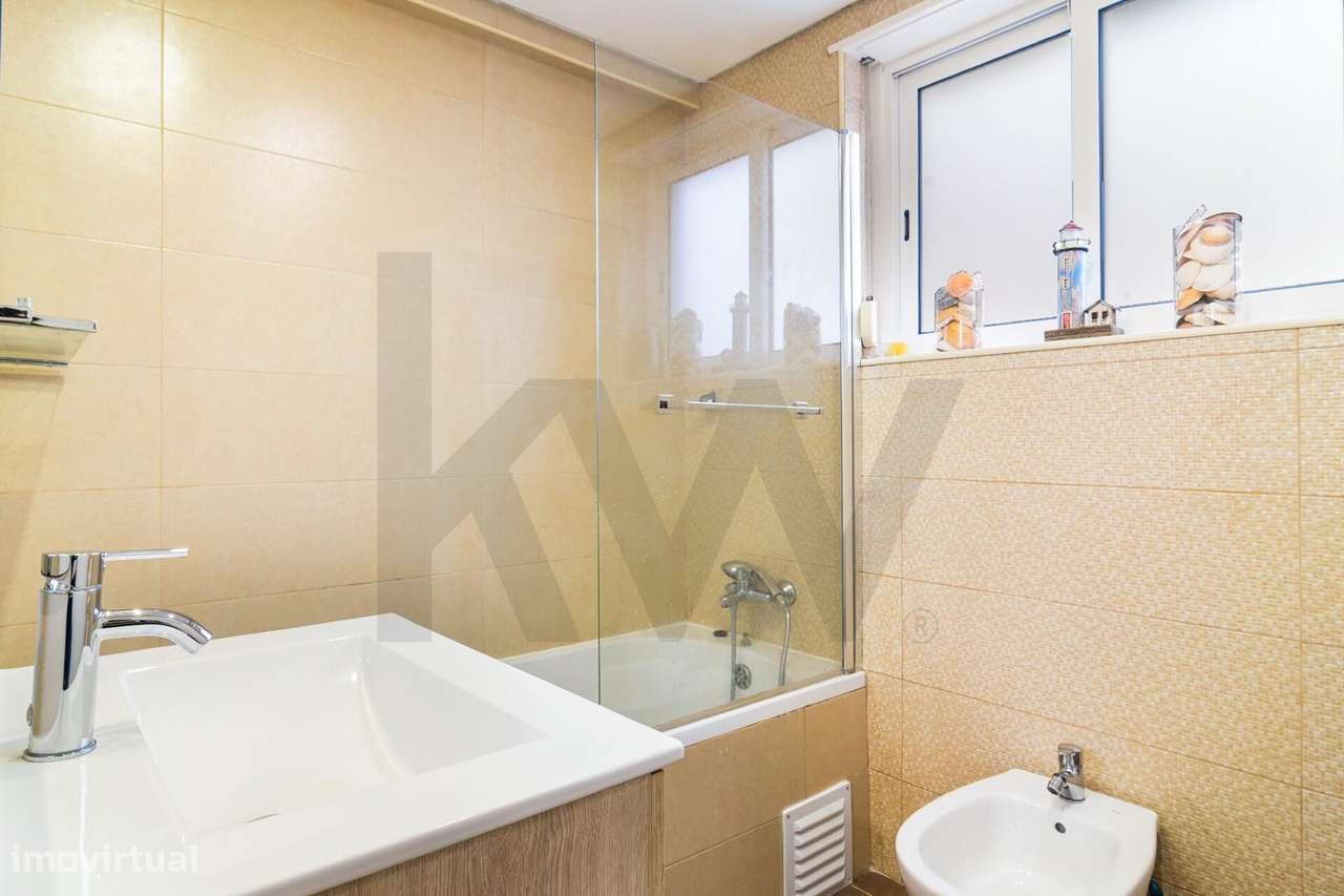 Apartamento T3 Renovado - Amora-19