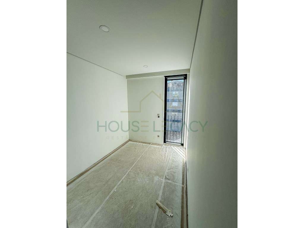 Apartamento T1+1 em São Mamede de Infesta-9