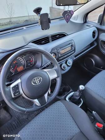 Toyota Yaris 1.33 Active EU6 - 25