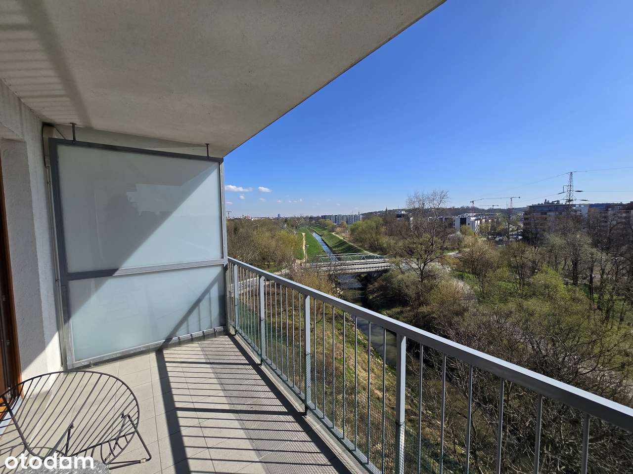 90m2, garaż, miejsce postojowe, 2 tarasy, winda-9